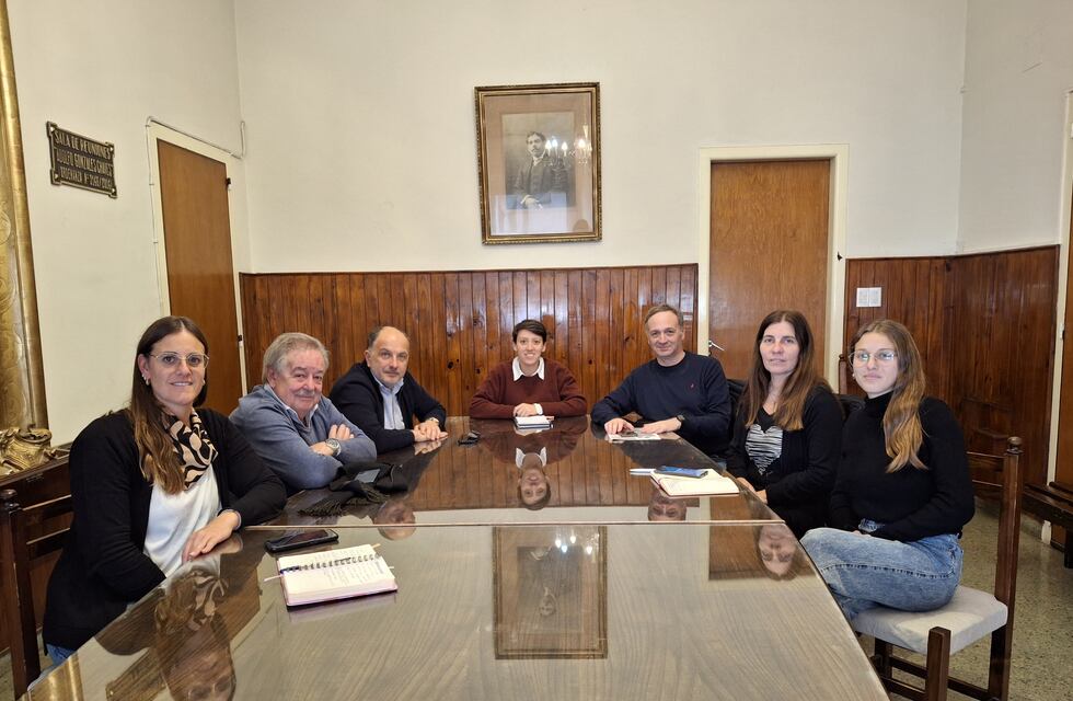 Universidad para Tres Arroyos y la región: Pablo Garate suma el apoyo de Lucía Gomez, intendente de Chaves