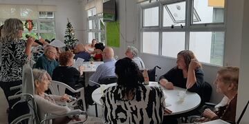 Brindis de fin de año en la Residencia de Larga Estadía de Tres Arroyos