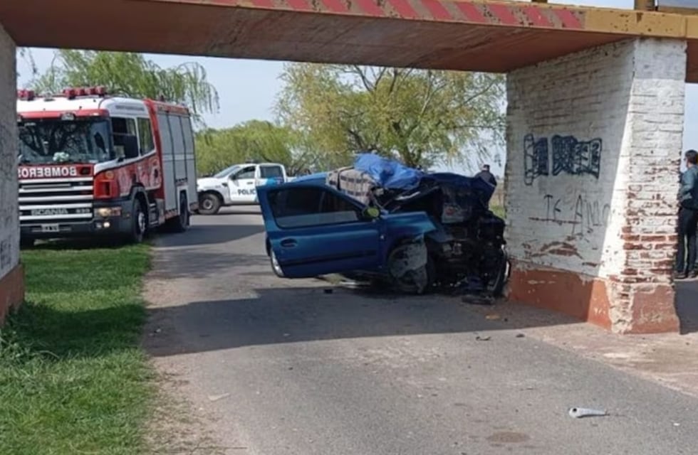 Dejó una carta de despedida, chocó su auto y murió con su hija de 9 años