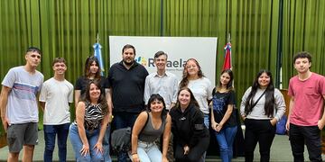 Diez jóvenes comenzarán su práctica laboral en empresas de Rafaela