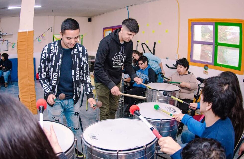 Taller de Percusión en el CAAD de la mano de “La Familia del Tambor”
