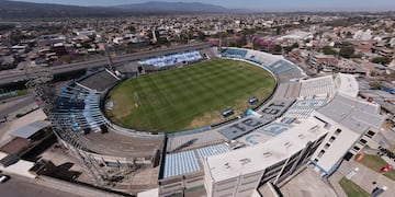 Este domingo, previo al partido anunciado para las 16:00, el estadio "23 de Agosto" del club Gimnasia y Esgrima de Jujuy será escenario de un merecido homenaje a la memoria de Manuel Guerrero.