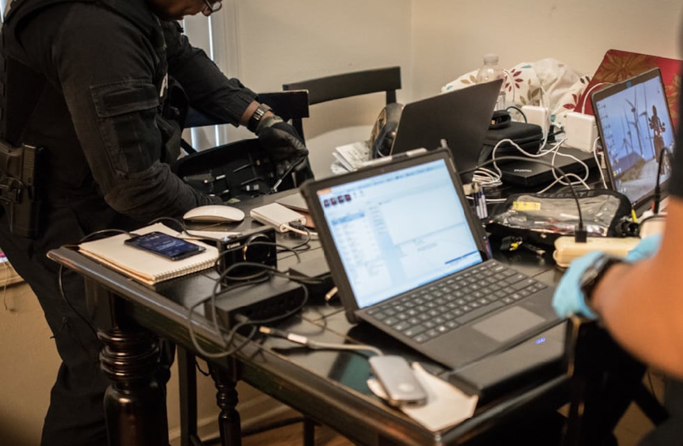 Pornografía infantil en Mendoza: detuvieron a dos personas que vendían videos de abuso sexual a una red mundial