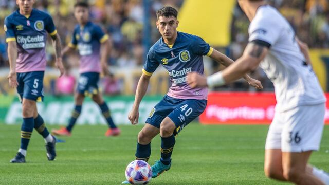 El mediocampista oriundo de Pérez debutó el 11 de febrero de 2022.