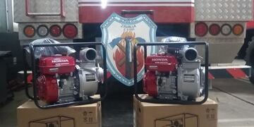 Bomberos Voluntarios de Zavalla compraron dos motobombas por la venta de rifas