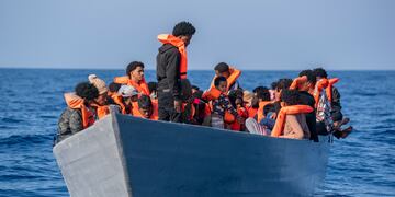 El drama de los inmigrantes africanos que intentan llegar a las costas europeas. Imagen ilustrativa. Foto: AP /Joan Mateu Parra.