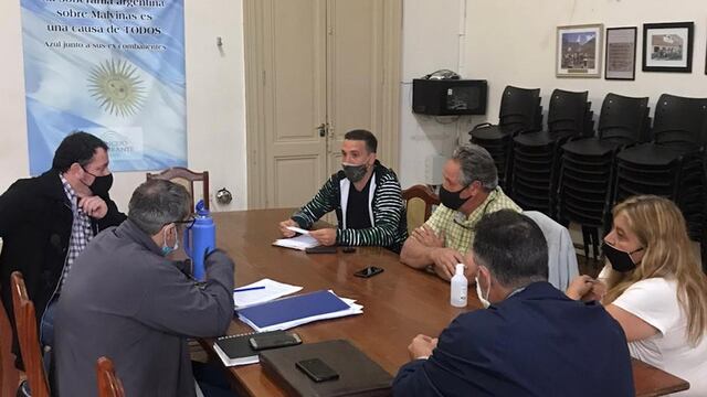 Reunión del Concejo Deliberante con propietarios de salones de fiestas y servicios de catering en Azul