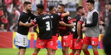 Instituto sigue levantando en la cancha y su buen momento se refleja en la tabla. Ahora, arriesga ante Brown (Foto: José Hernández).