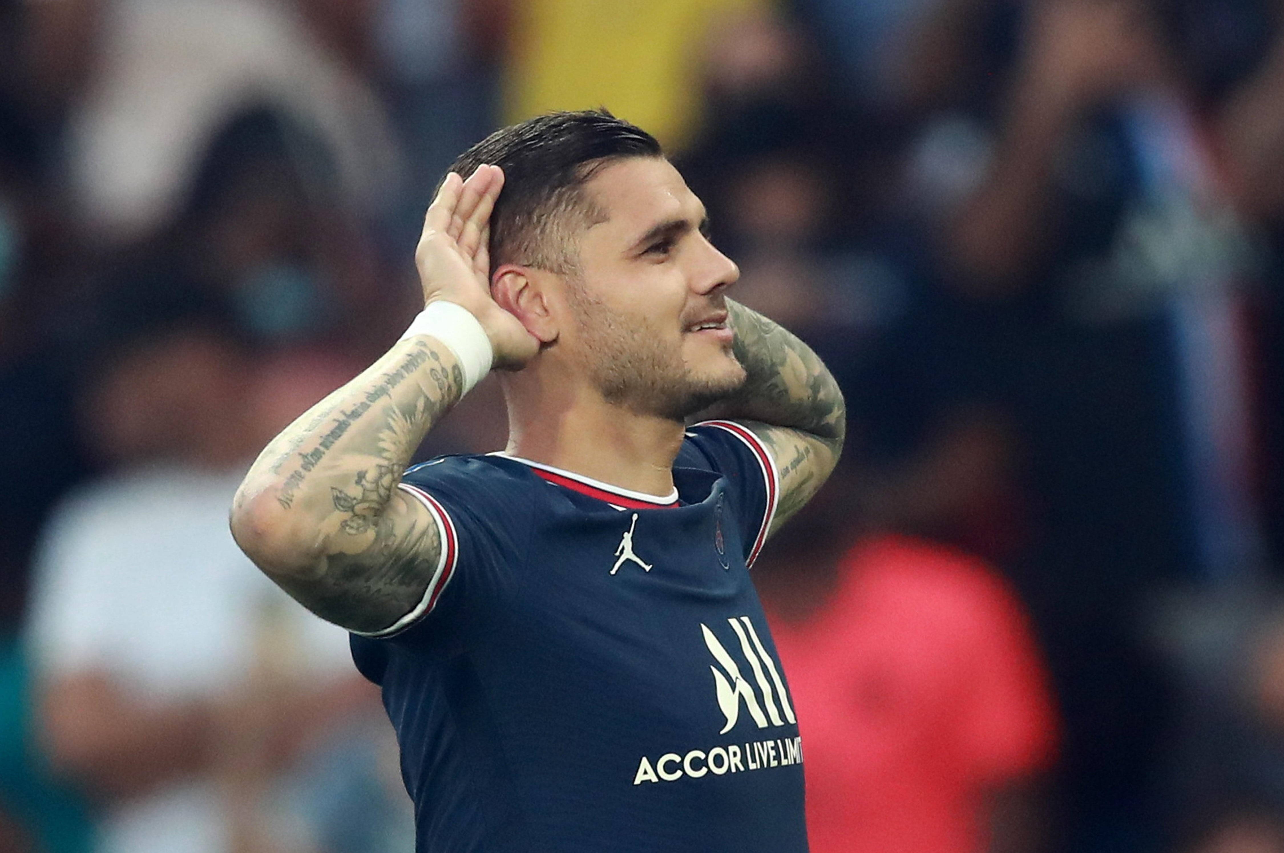 Mauro Icardi festeja su gol ante Racing de Estrasburgo