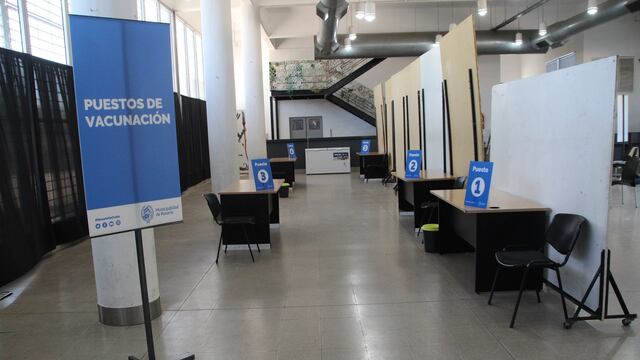 Vacunatorio en Centro de Distrito de Rosario (Municipalidad de Rosario)