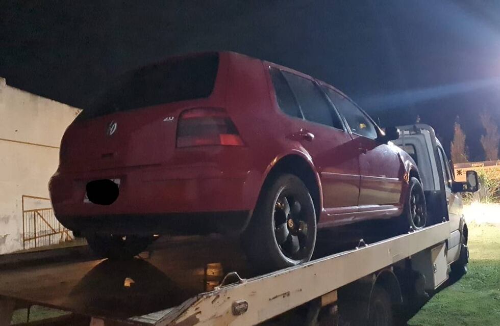 Manejaban cometiendo infracciones y se quedaron sin sus vehículos