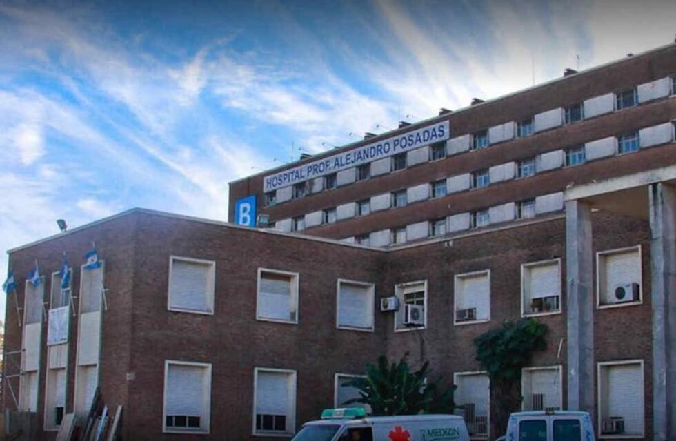 Vacunación VIP: el Hospital Posadas aplicó 385 vacunas a personas no registradas como personal de salud