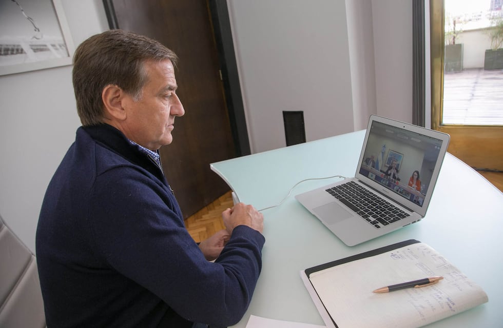 Tras la reunión virtual con el Presidente, Suarez se resiste al toque de queda sanitario