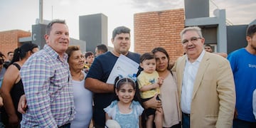 Entrega de viviendas en El Rodeo.