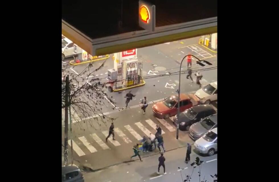 Batalla campal entre hinchas de Boca y Colo Colo: hubo 56 detenidos