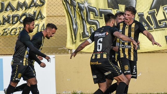 Olimpo de Bahía Blanca derrotó 2-0 a Juventud de San Luis en el Torneo Federal A