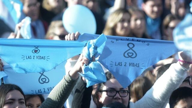 Esta tarde los "celestes" manifestarán en la Plaza Independencia a partir de las 18.30 bajo el lema "Salvar las dos vidas". Gentileza