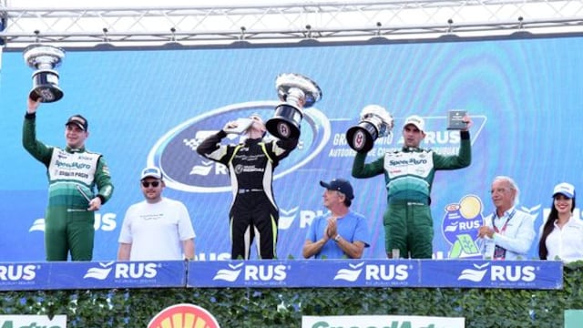 Turismo Carretera en Concepción del Uruguay.