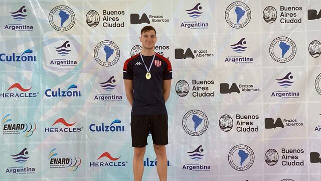 Benjamín Ghione natación Unión de Santa Fe