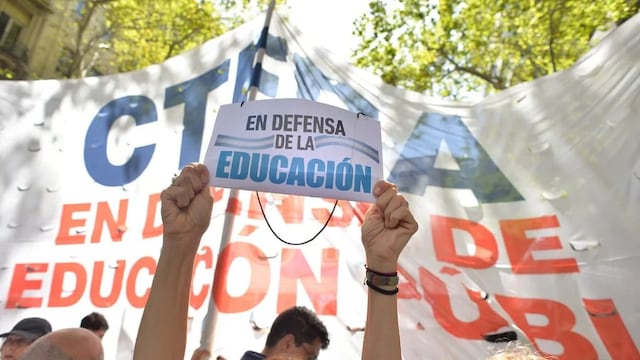Los docentes reclaman la restitución del FONID y frenar el desfinanciamiento