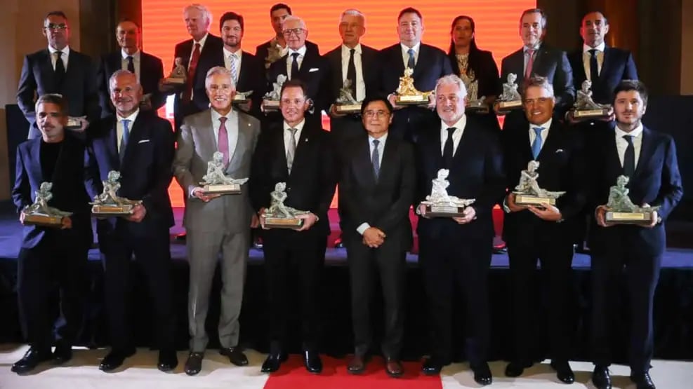 Los premiados por la revista Fortuna, en la gala realizada en la Bolsa de Comercio de Buenos Aires.