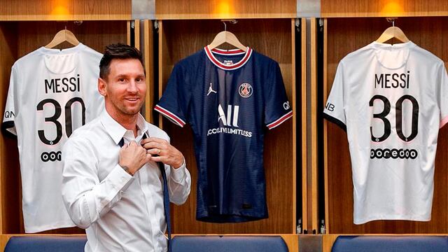 A un año de la llegada de Lionel Messi a Paris Saint Germain. Un día que cambió una historia que parecía ser eterna con Barcelona. Foto: PSG./Télam/CBRI