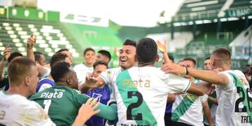Banfield sigue festejando el triunfo ante Lanús.