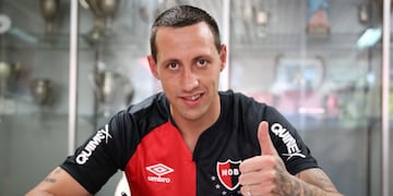 Cristian Lema firmó contrato e inicia su tercera etapa como jugador de Newell's (Newell's)
