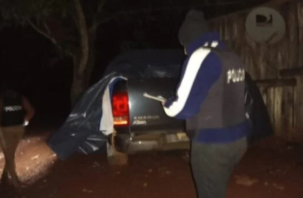 Recuperan en Garuhapé camioneta robada en San Vicente