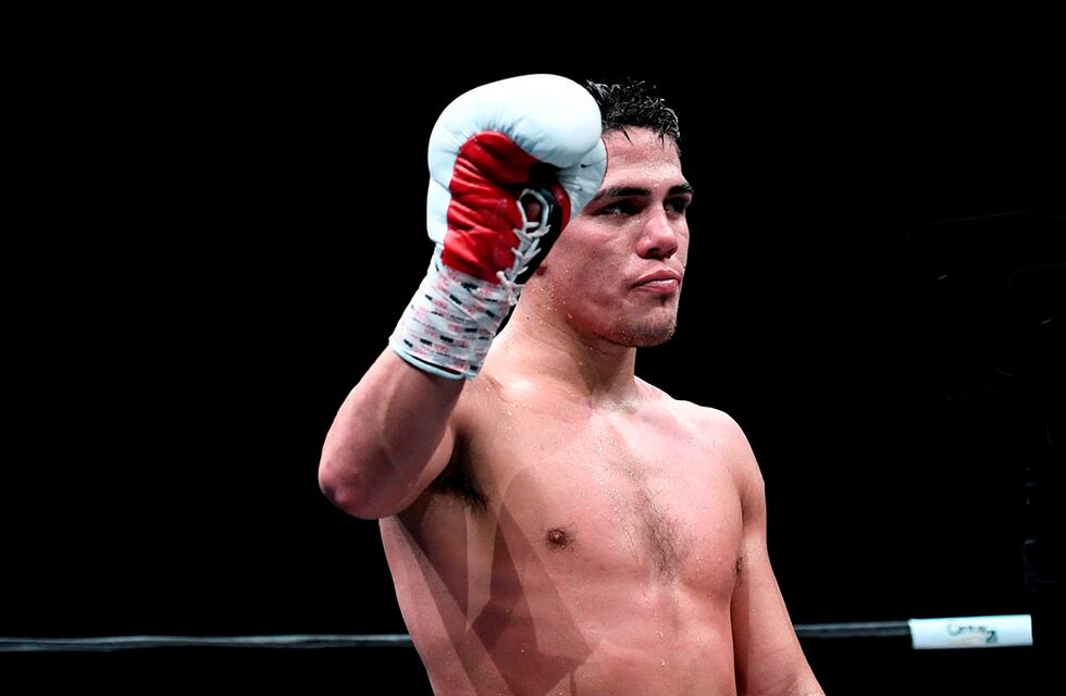 Brian Castaño posterga la revancha con Jermell Charlo: sufrió una lesión que le demanda un mes de recuperación