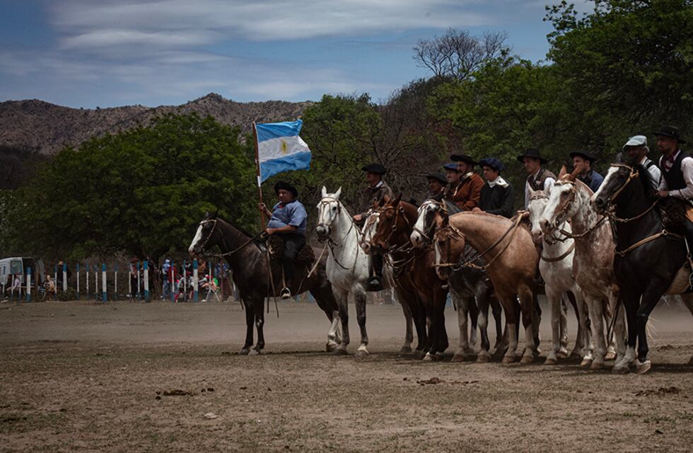 Cancelan un festival de Río Segundo por una infección letal en caballos que se transmite a humanos
