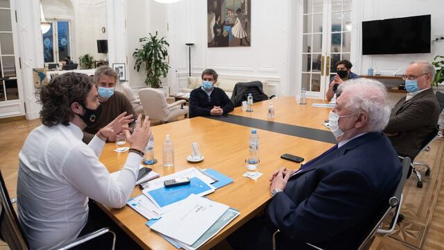 Reunión tripartita entre Nación, Ciudad y Provincia en Casa Rosada para evaluar la situación sanitaria en el AMBA. (Presidencia)