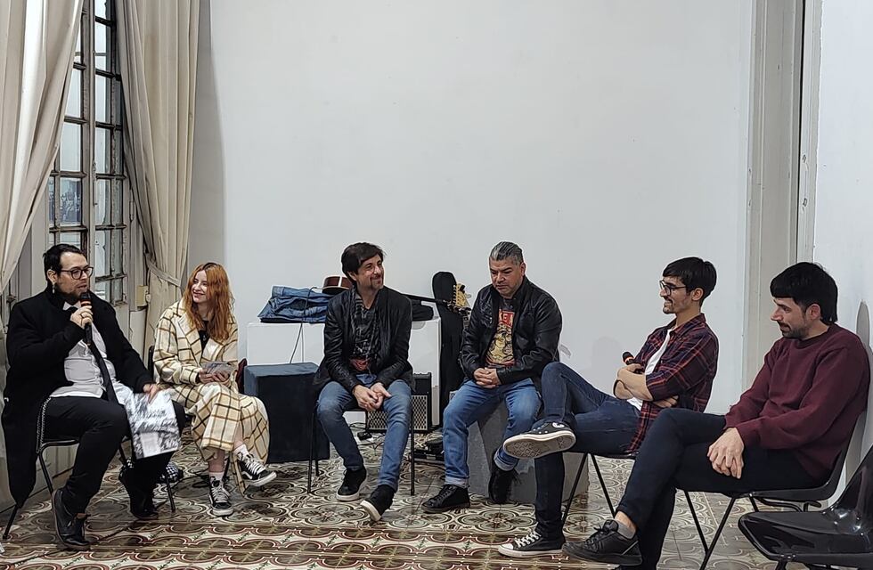 Se presentó “Sembrar una isla: crónicas del rock en Rafaela 1965/1989”