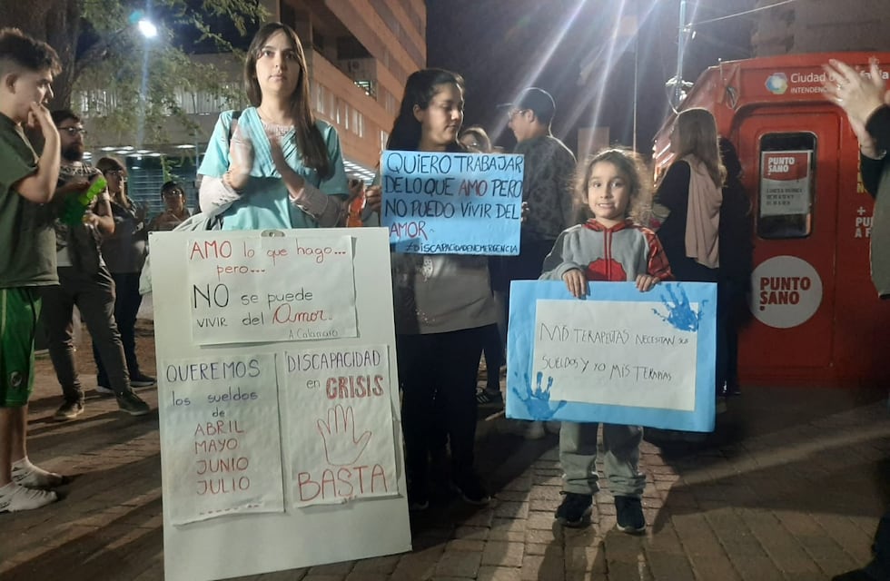 Discapacidad en emergencia: nuevo reclamo de familiares y profesionales por la falta de pago de las prestaciones