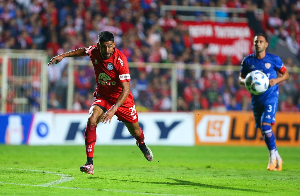Un recuperado Belgrano en otra salida internacional: primera vez en Ecuador