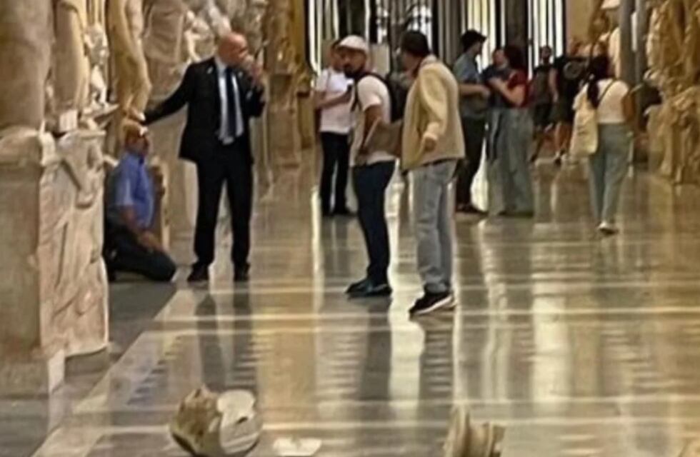 Porque no le dejaron ver al Papa Francisco, un turista destrozó varias estatuas del Vaticano de casi 2.000 años de antigüedad