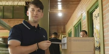 Balotaje 2023: el vicepresidente electo, Lucas Romero Spinelli, sufragó en Posadas.