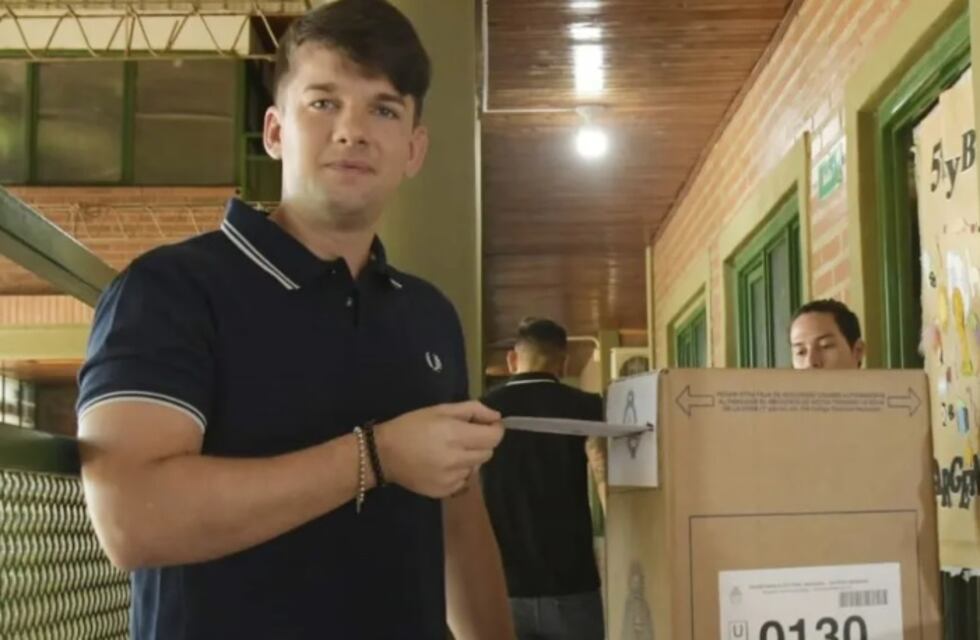 Balotaje 2023: el vicepresidente electo, Lucas Romero Spinelli, sufragó en Posadas