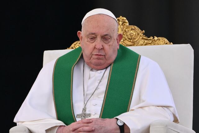 Tras su estado crítico de salud, el Papa Francisco se perderá el inicio de la Cuaresma este Miércoles de Ceniza.