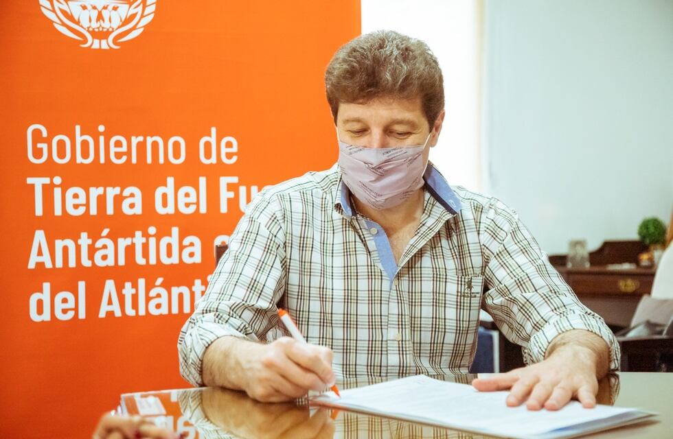 El gobernador Melella rubricó acta acuerdo con Nación para construir cuatro centros de desarrollo infantil en la provincia