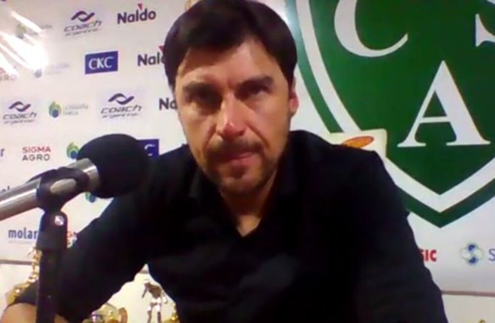 Alexander Medina: “Jugando mal no perdemos, y eso también es bueno”