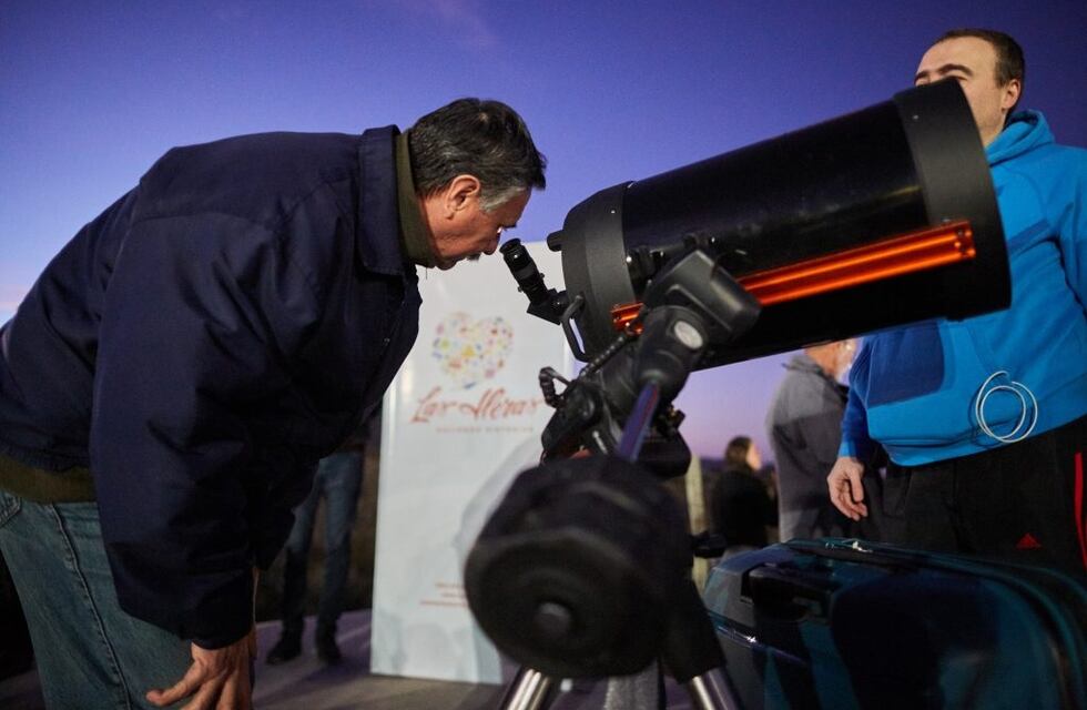 Invitan a ver las estrellas en el cautivante cielo nocturno de Uspallata