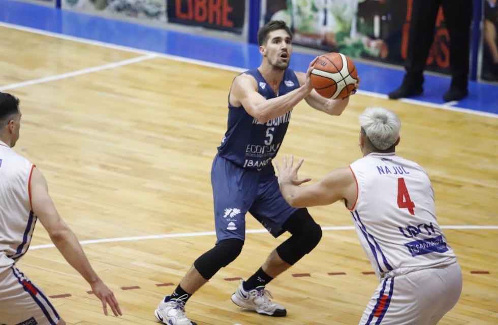 Independiente de Oliva quedó a un triunfo del ascenso a la Liga Nacional