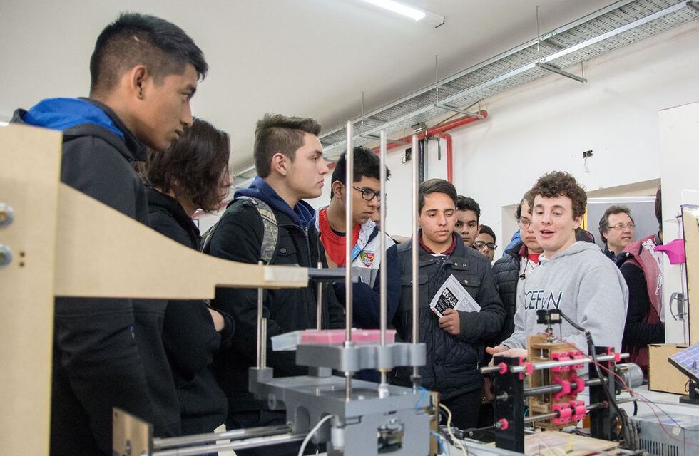 Comenzó la muestra gratuita de carreras de la Universidad Nacional de Córdoba