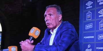 El director técnico de 66 años se fue del club a fines de 2014.