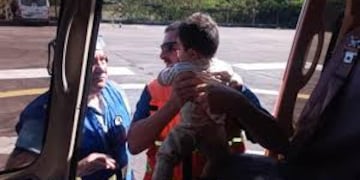 Un menor con cuadro de diarrea fue trasladado gracias a un operativo coordinado por el gobierno de Tucumán.