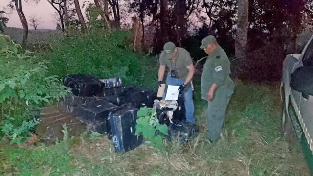 Encuentran marihuana escondida entre las malezas en 9 de Julio.