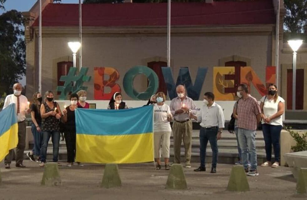 Una comunidad ucraniana de General Alvear realizó una caminata por la paz mundial