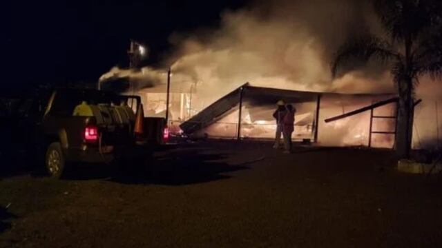 Campo Viera: foco ígneo arrasó con una vivienda.