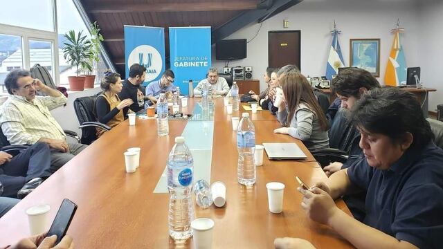 Continúan las negociaciones salariales entre la Municipalidad de Ushuaia y los gremios